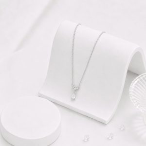 Top 5 Các Cách Phối Đồ Cùng Mẫu Mặt Dây Chuyền Nữ Đẹp Cực Sang Chảnh