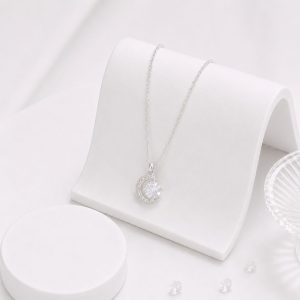 Top 5 Mẫu Mặt Dây Chuyền Nữ Đẹp, Tinh Xảo Và Sang Trọng Nhất