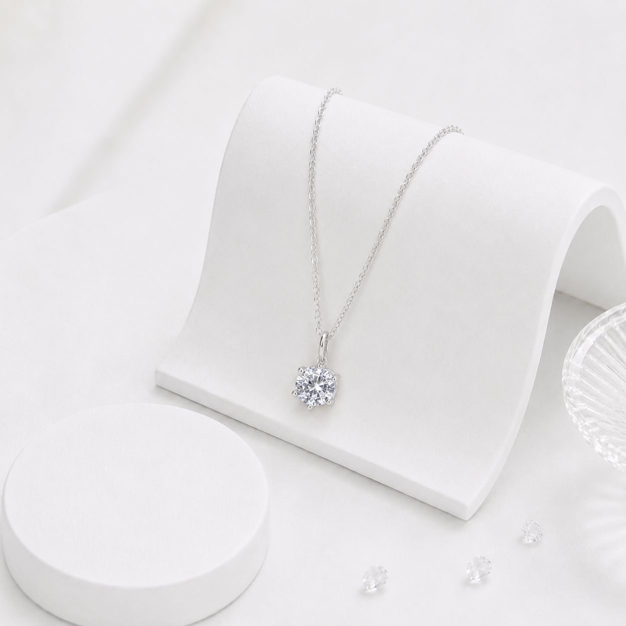 Thùy 10 - dây chuyền s925 đính đá thời thượng-compressed