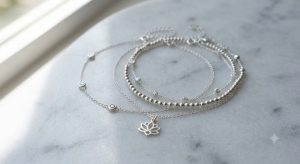 Các mẫu lắc chân bạc thật cao cấp với thiết kế sợi mảnh, đính đá và mặt hoa sen thanh lịch.