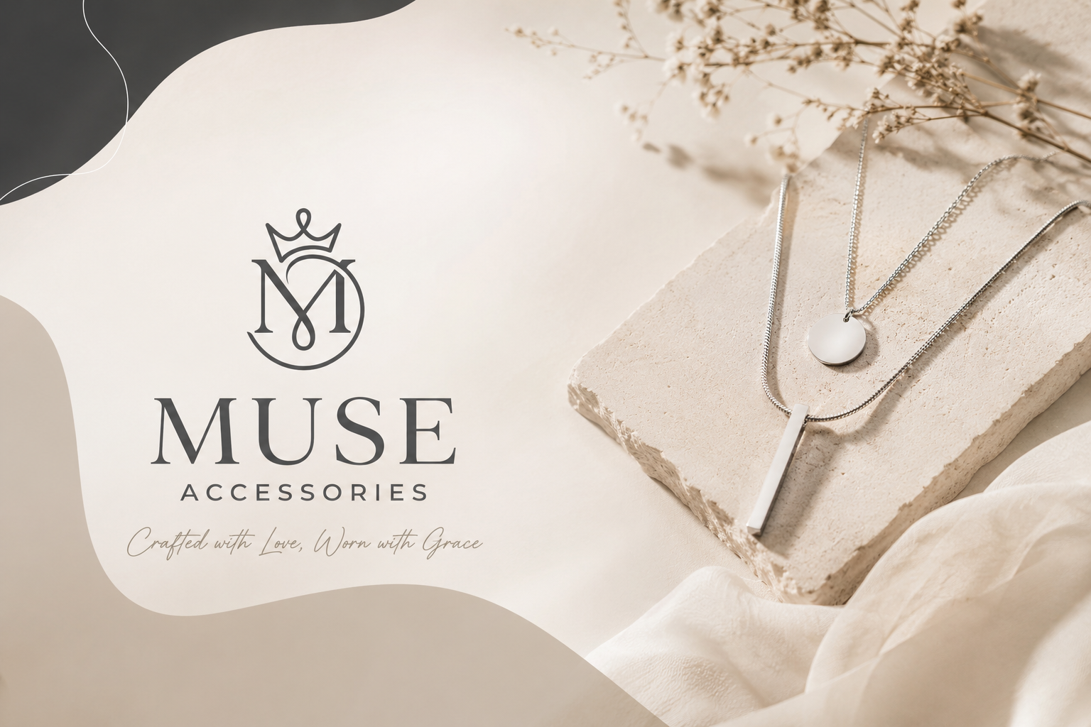 Dây chuyền layer bạc S925 thiết kế tối giản, tinh tế của Muse Accessories trên nền đá và lụa trắng
